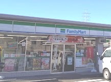 コンビニ　ファミリーマート 港北大倉山店（コンビニ）まで1606m