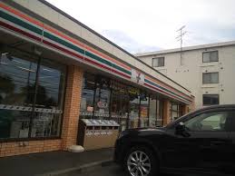 コンビニ　セブンイレブン札幌北39条店（コンビニ）まで372m