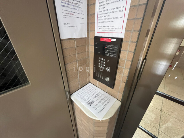 ロビー