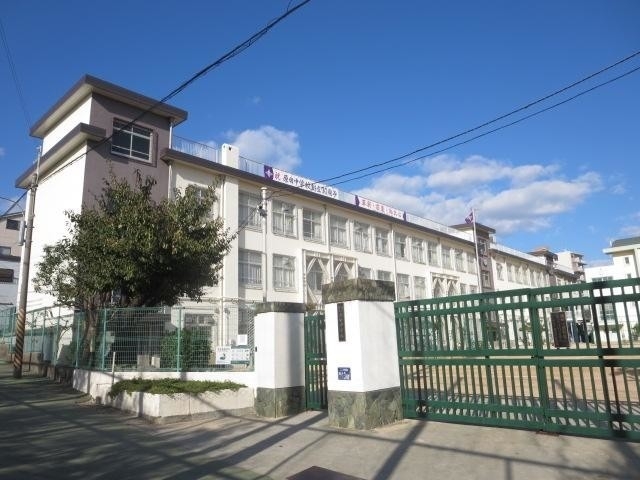 中学校　神戸市立原田中学校（中学校）まで739m