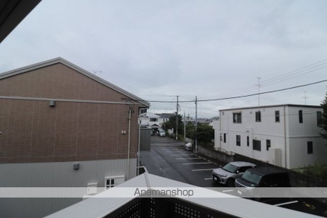 東北新幹線 郡山駅 バス乗車時間：20分 最寄りバス停で下車 徒歩1分 2階建 築11年の内装写真