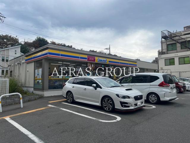 コンビニ　ミニストップ青葉荏田町店（コンビニ）まで662m