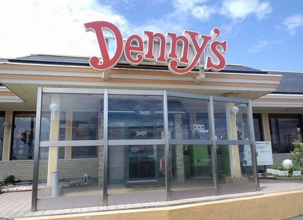 飲食店　デニーズ東浅草店（飲食店）まで374m