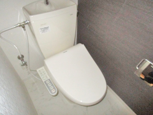 トイレ　ウォシュレット設置済みです！