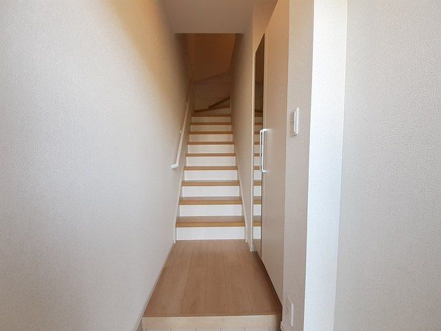 玄関　収納もある玄関です
