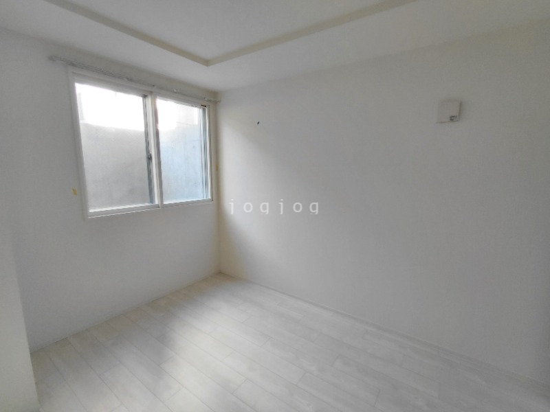 その他部屋・スペース　日当たりの良い明るいお部屋です。