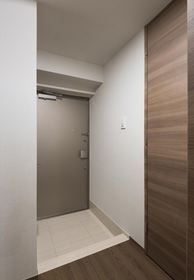 玄関　収納もある玄関です