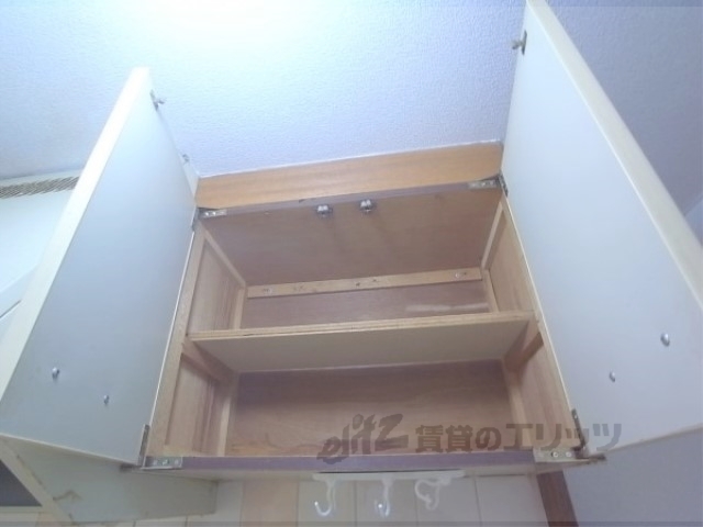 収納　キッチン