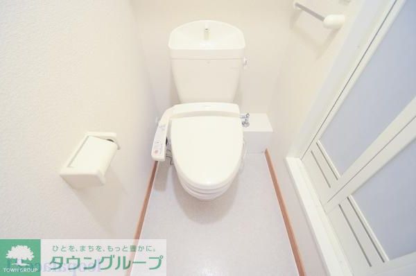 レオパレスJPIIのトイレ写真