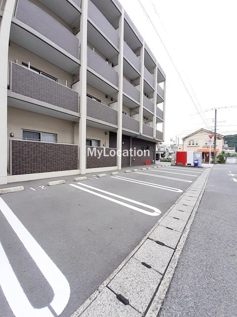 駐車場　☆敷地内に駐車場があります☆