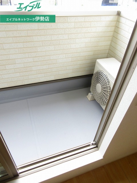 バルコニー　同タイプ部屋写真です。