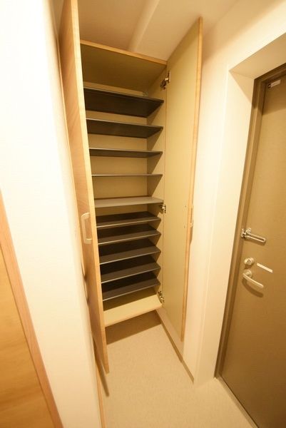 玄関　別部屋参考写真