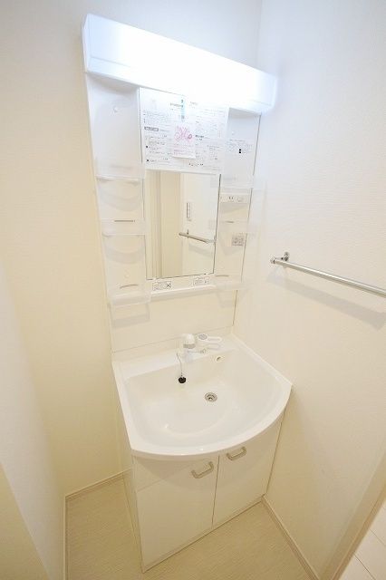 洗面設備　★朝の支度も捗る独立洗面台★