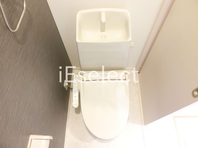 トイレ　ウオシュレット付きで快適