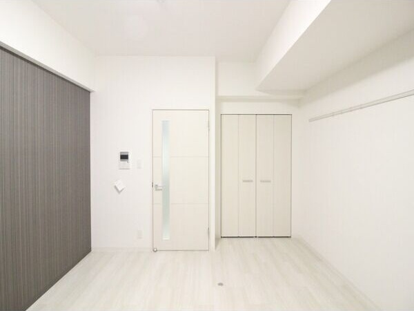居室・リビング　※写真は同じマンションの違う部屋のものになります。