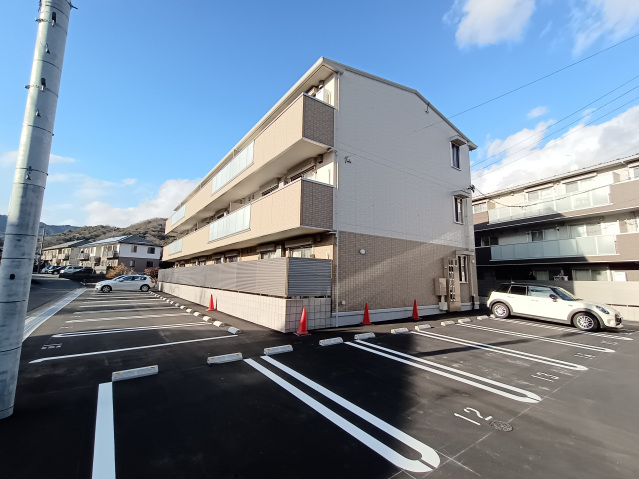 広島高速交通アストラムライン 伴中央駅 徒歩10分 築4年