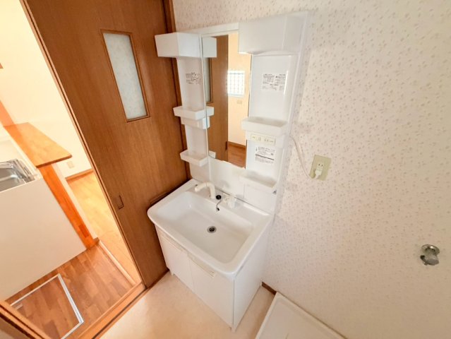 久出ケ谷町戸建の内装写真