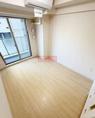 居室・リビング　リビング/居室／同建物参考写真