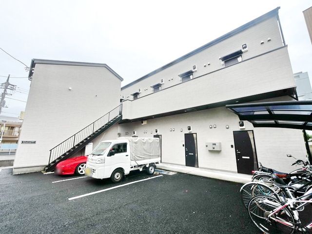 建物外観　★お部屋探しはタウンハウジング稲田堤店まで★