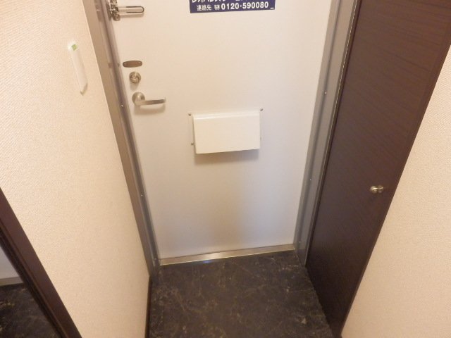 玄関　多くの靴が収納出来ます。