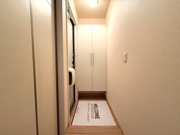 玄関　シューズボックス完備