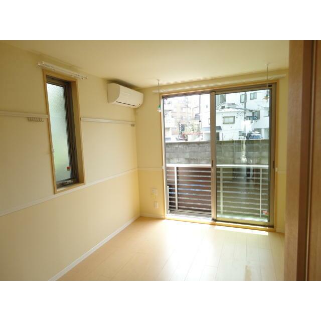 AKマンションVIIの居間写真
