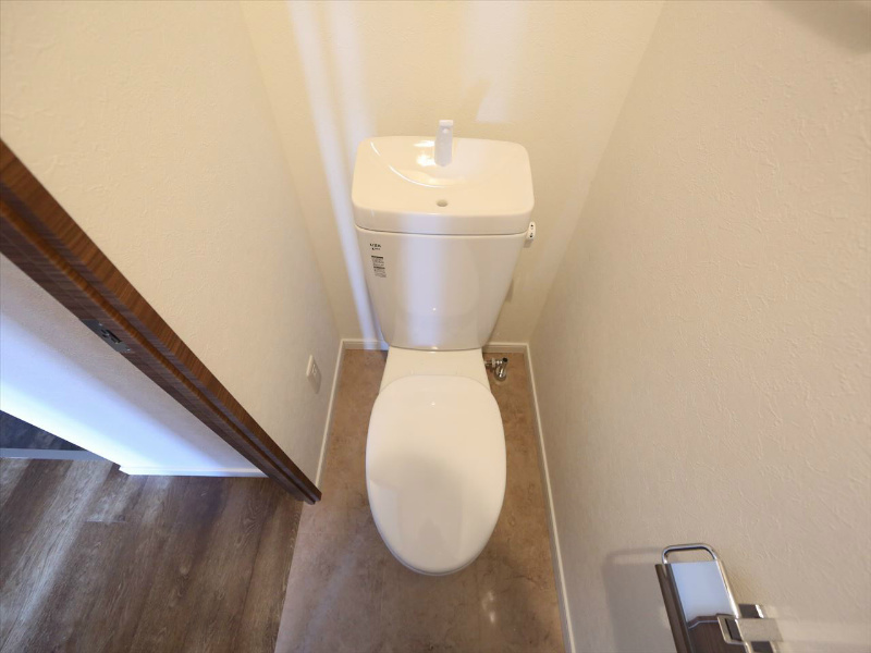 トイレ　トイレ（お風呂トイレ別）温水洗浄暖房便座取り付け可