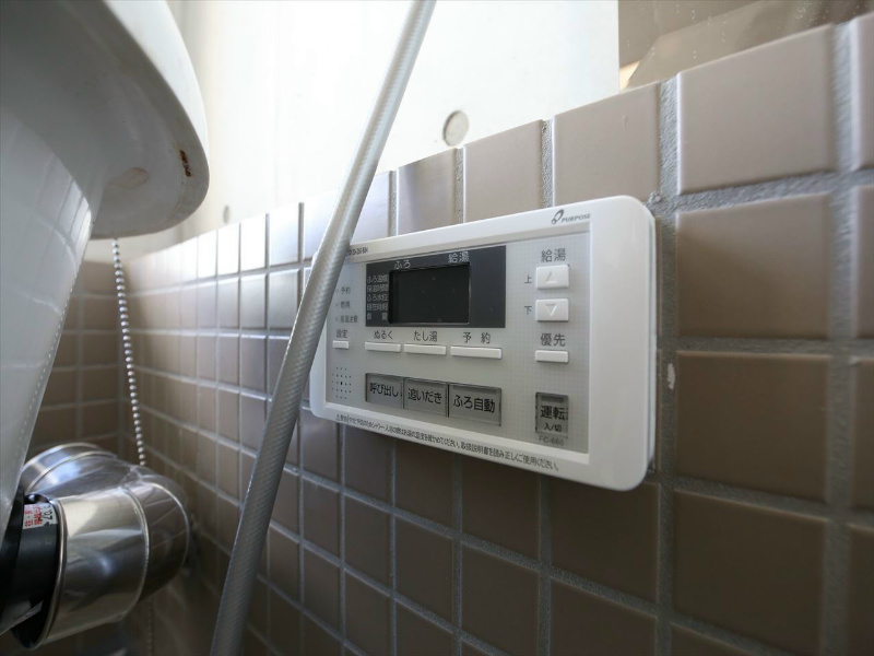 その他設備　追い焚き　オートバス機能付給湯設備