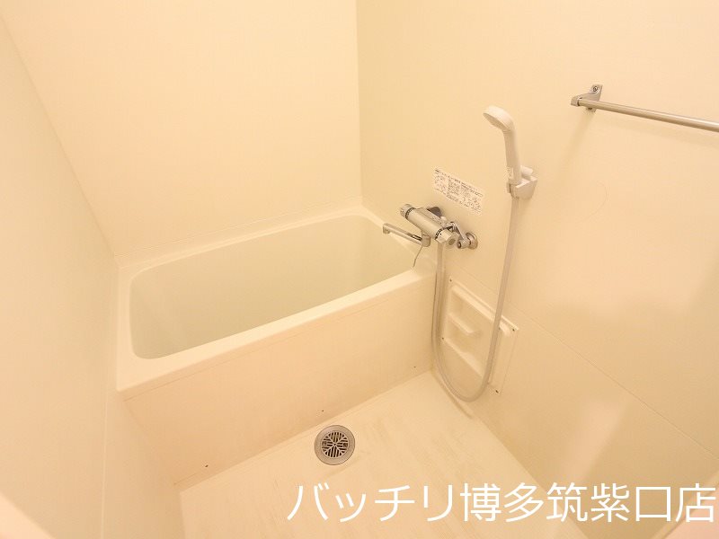 バス・シャワールーム　写真は別号室イメージの為、現状を優先致します