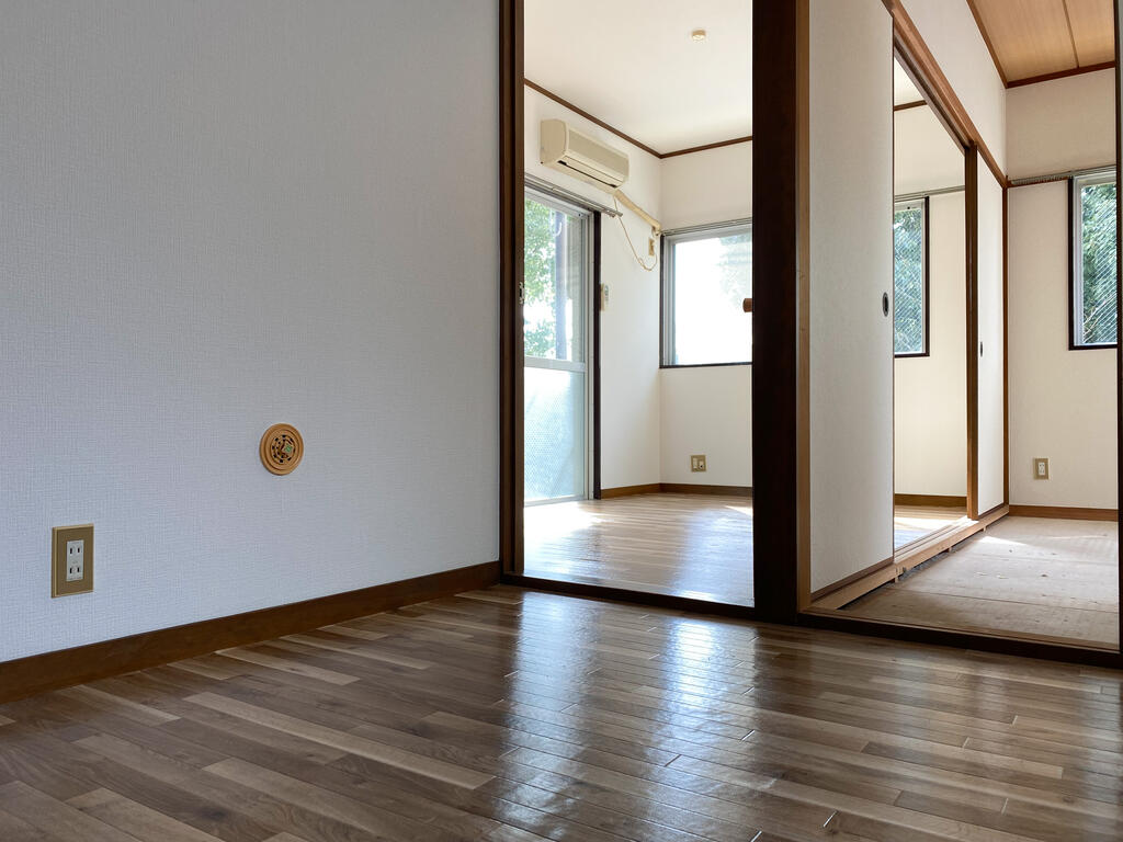 祖川マンションの居間写真