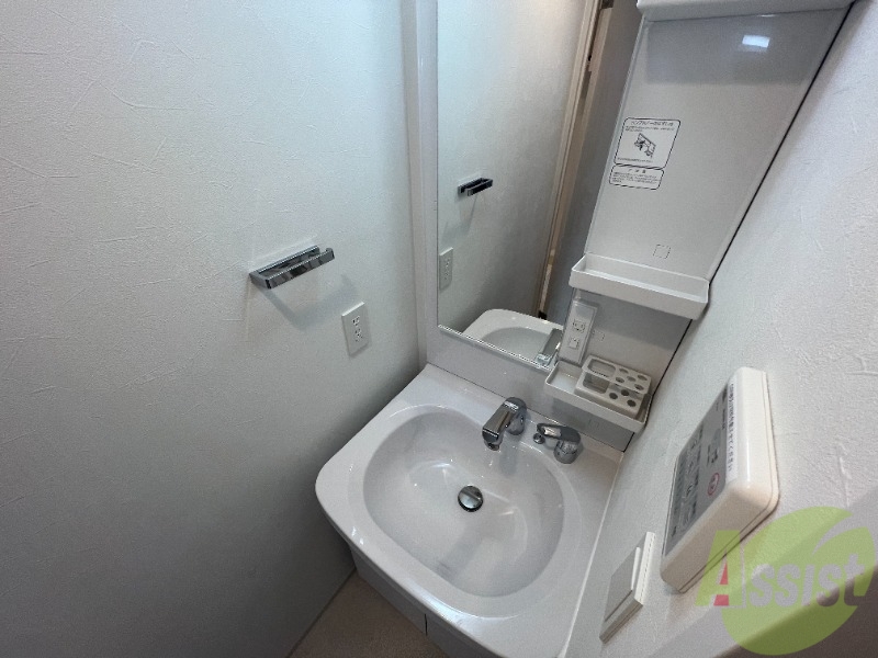 クレストタップ神戸湊町ノアールの内装写真