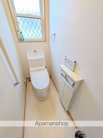 千栄貸家のトイレ写真