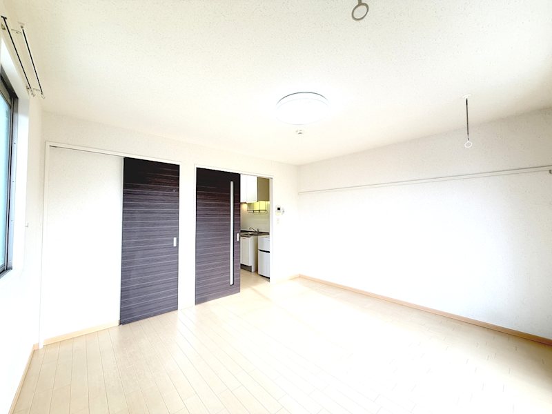 プロスパ藤井弐番館の居間写真