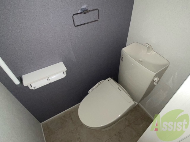 トイレ　トイレにはもちろんウォシュレットが設置済み