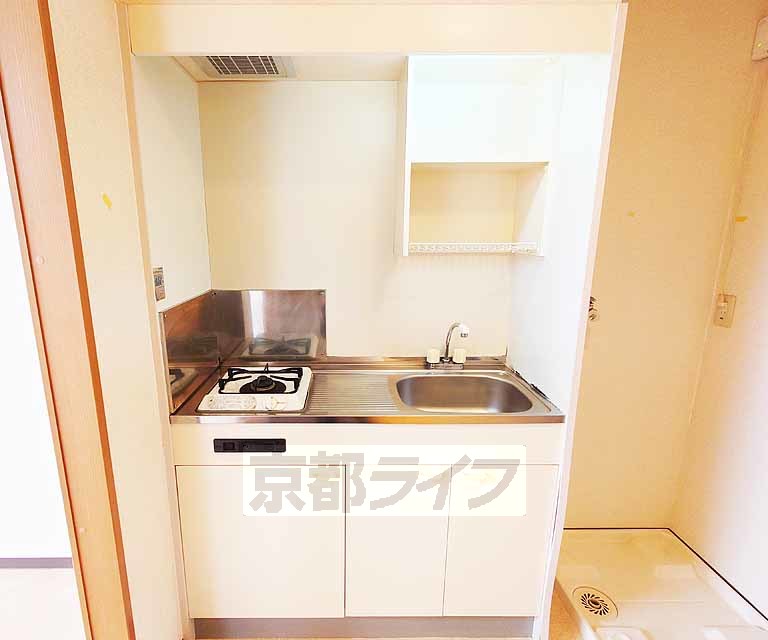 地下鉄東西線 太秦天神川駅 徒歩12分 4階建 築25年のキッチン写真
