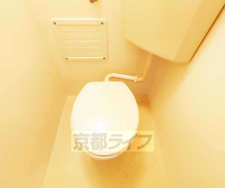 地下鉄東西線 太秦天神川駅 徒歩12分 4階建 築25年のトイレ写真