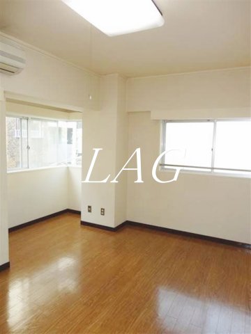 居室・リビング　洋室のお部屋です。