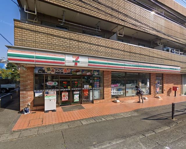 コンビニ　セブンイレブン川崎神木本町2丁目店（コンビニ）まで585m