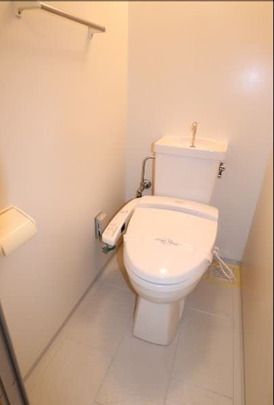 セリーヌ一銀のトイレ写真