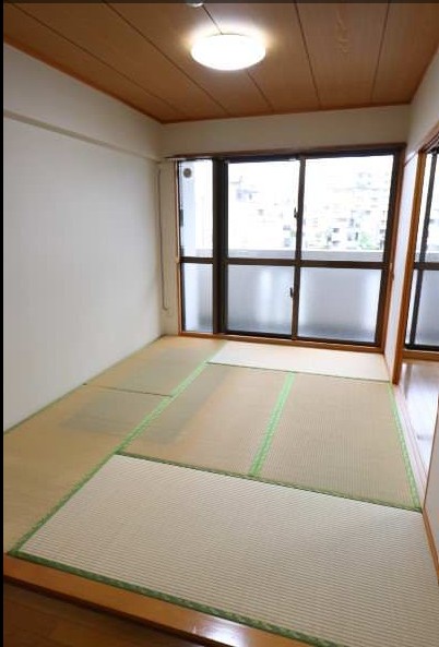 セリーヌ一銀の内装写真