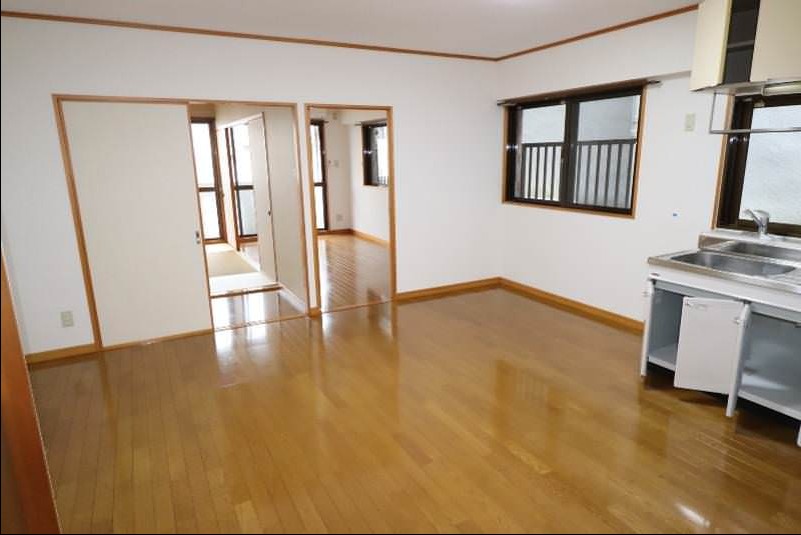セリーヌ一銀のその他写真