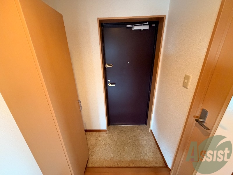 エムロード壱番館の玄関写真