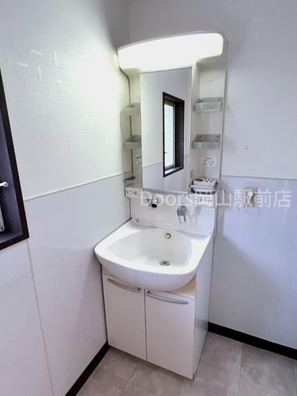 ＪＲ山陽本線 北長瀬駅 徒歩6分 2階建 築39年の内装写真
