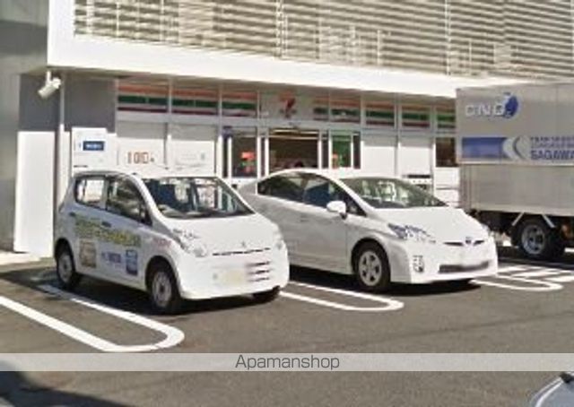 コンビニ　セブンイレブン（コンビニ）まで141m