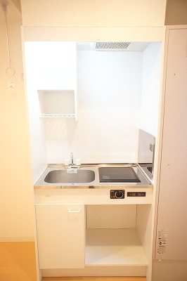 キッチン　コンパクトキッチン(IHコンロ1口付き)