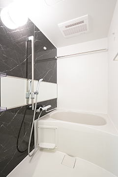 バス・シャワールーム　バス