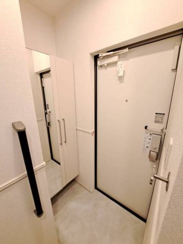 玄関　シンプルで使いやすい玄関です