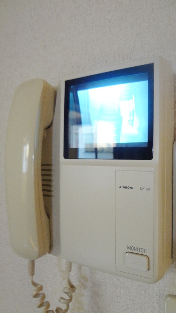 セキュリティ　相手がわかるＴＶモニターホン♪