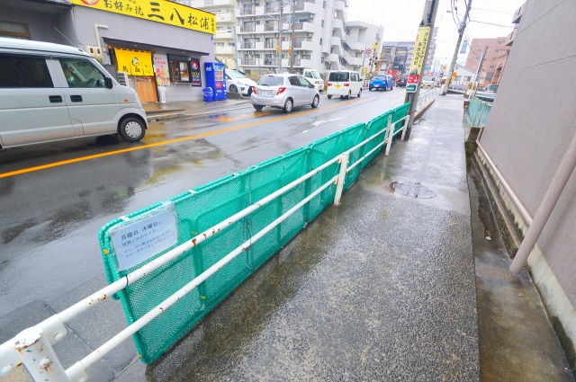 コンビニ　ローソンフタバ図書海田店（コンビニ）まで309m