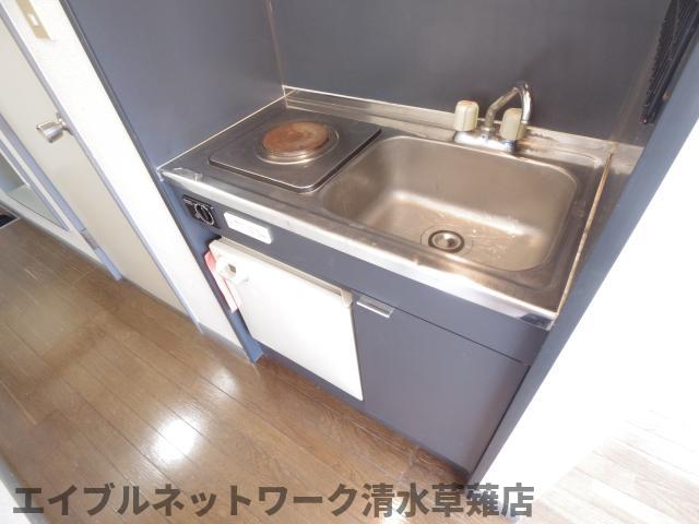 キッチン　コンパクトなキッチンで掃除もラクラク